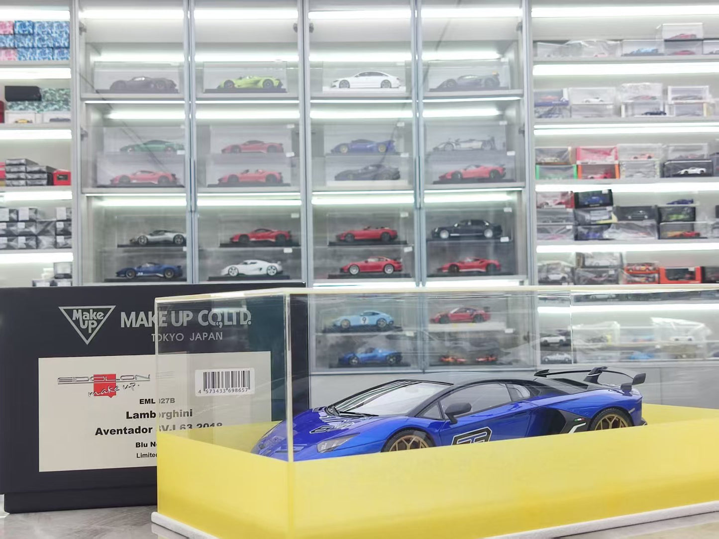 MAKEUP 1/18 Lamborghini SVJ 63 Blue Limited Edition Car Model EML027B