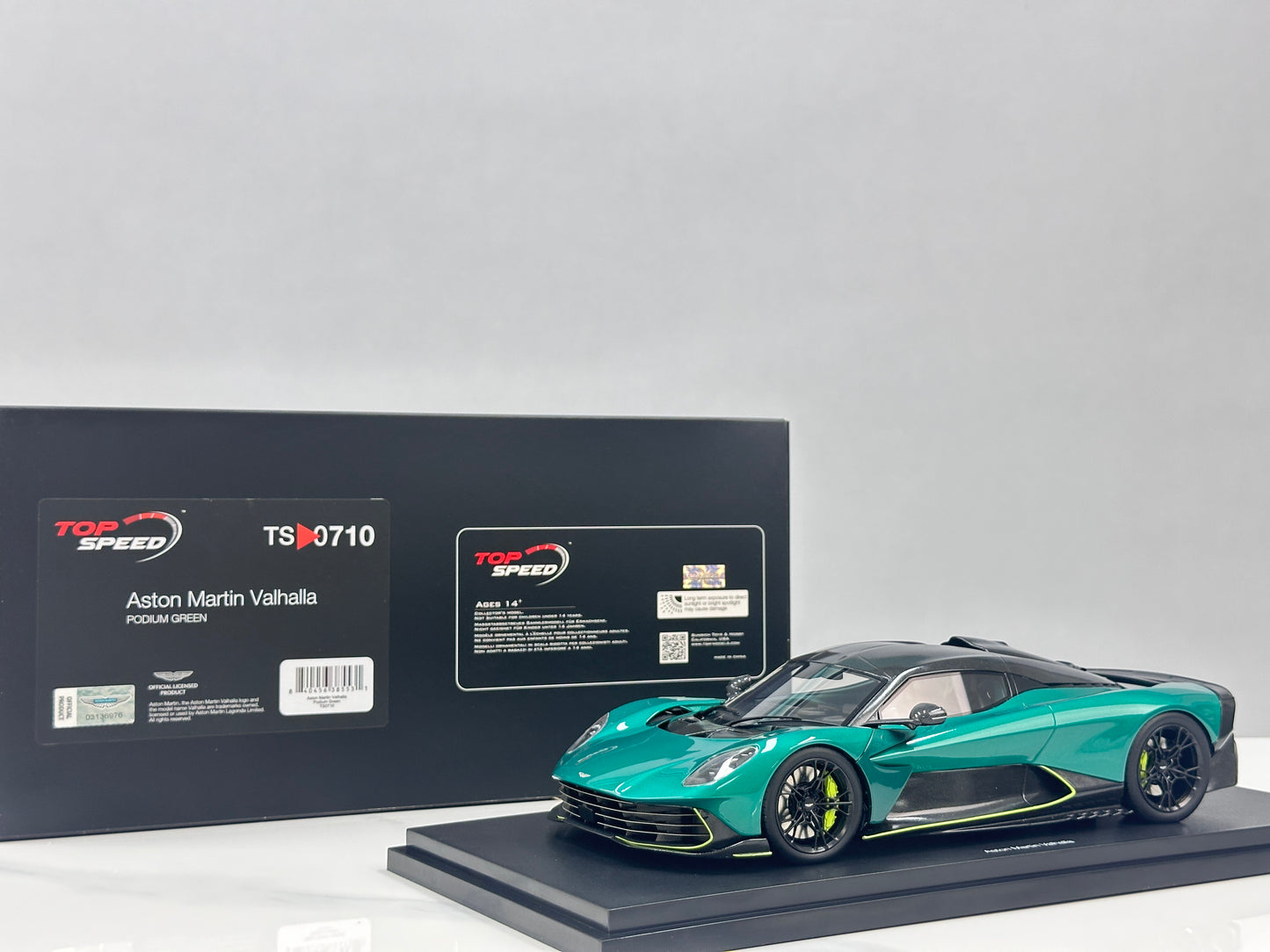 TopSpeed 1/18 Aston Martin Valhalla Podium Green TS0710