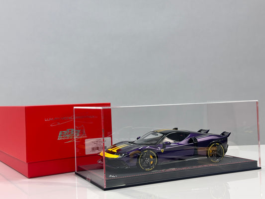 BBR 1/18 Ferrari 849 Testarossa Assetto Fiorano – Librea Púrpura/Amarilla de Hong Kong (P18276E)