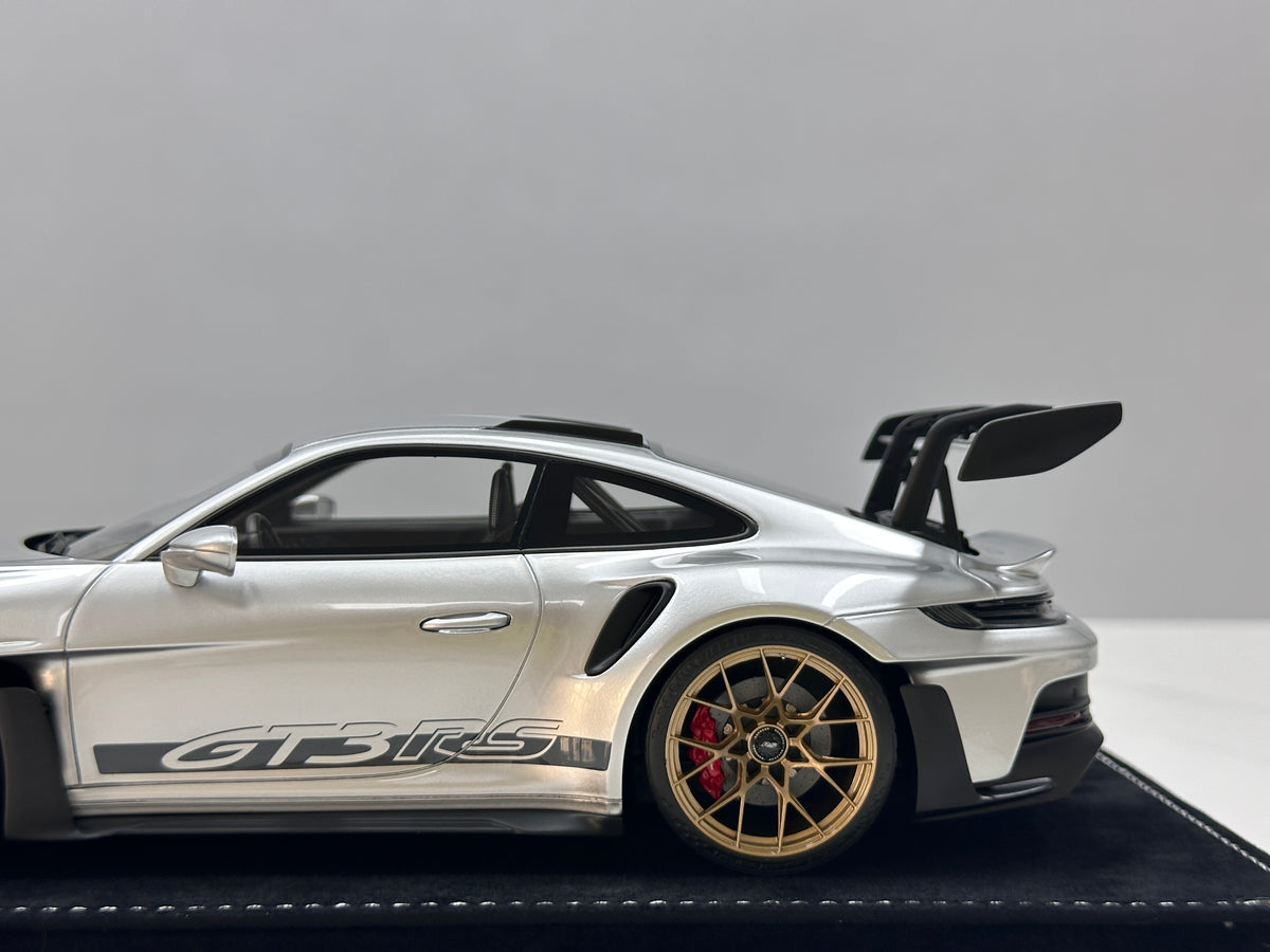 HH Model 1/18 Porsche 992 GT3 RS GT Silver HH724