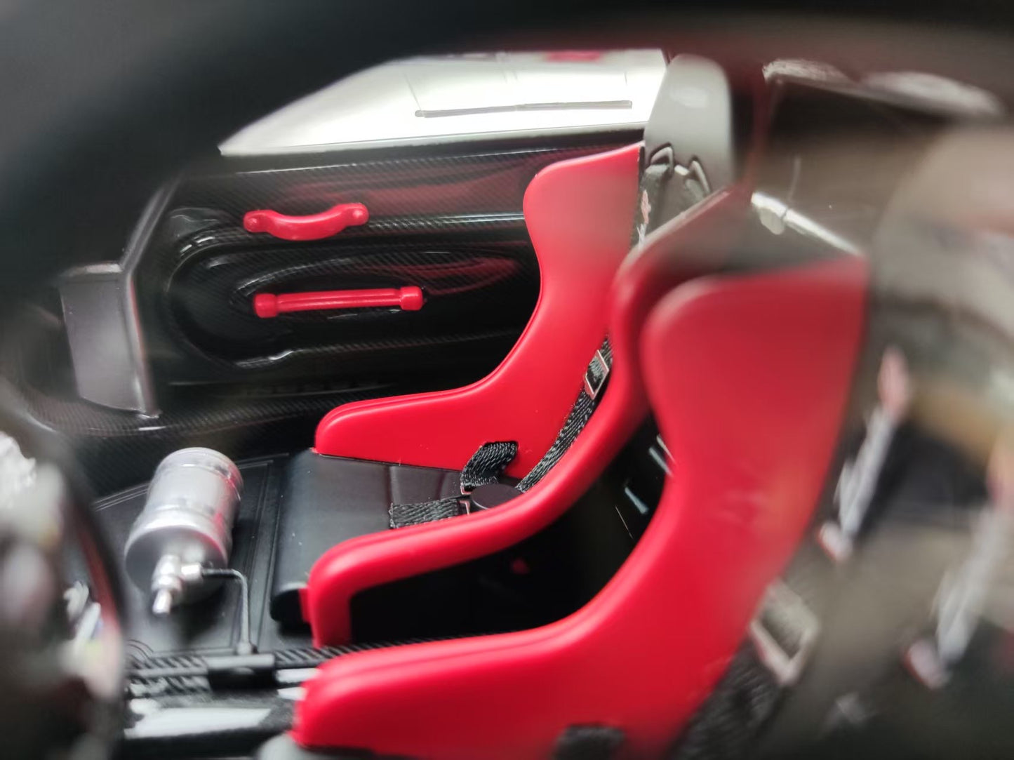 HH Model 1/18 Pagani Zonda R & Evolution Specials Nürburgring Record Edition HH563