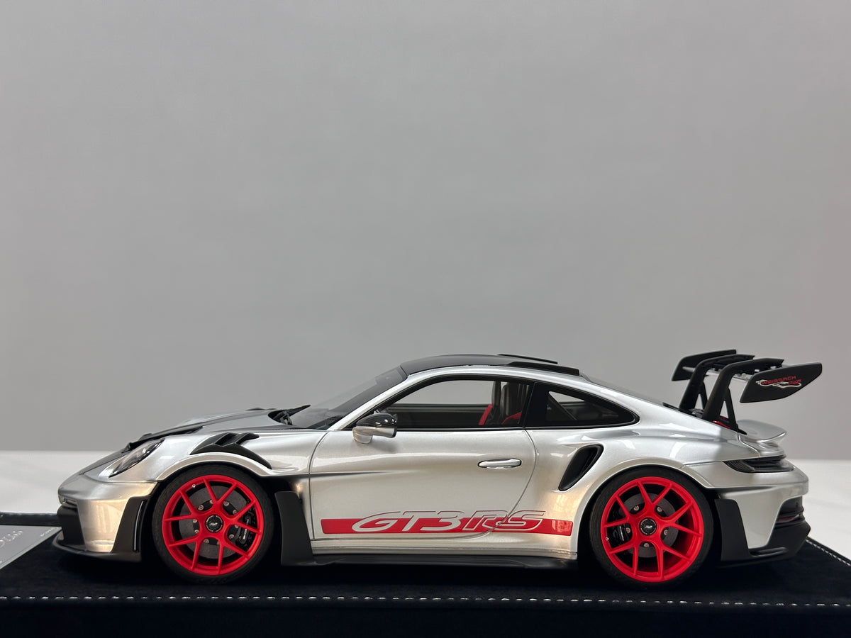 HH Model 1/18 Porsche 992 GT3 RS Silver with Red Wheels HH728