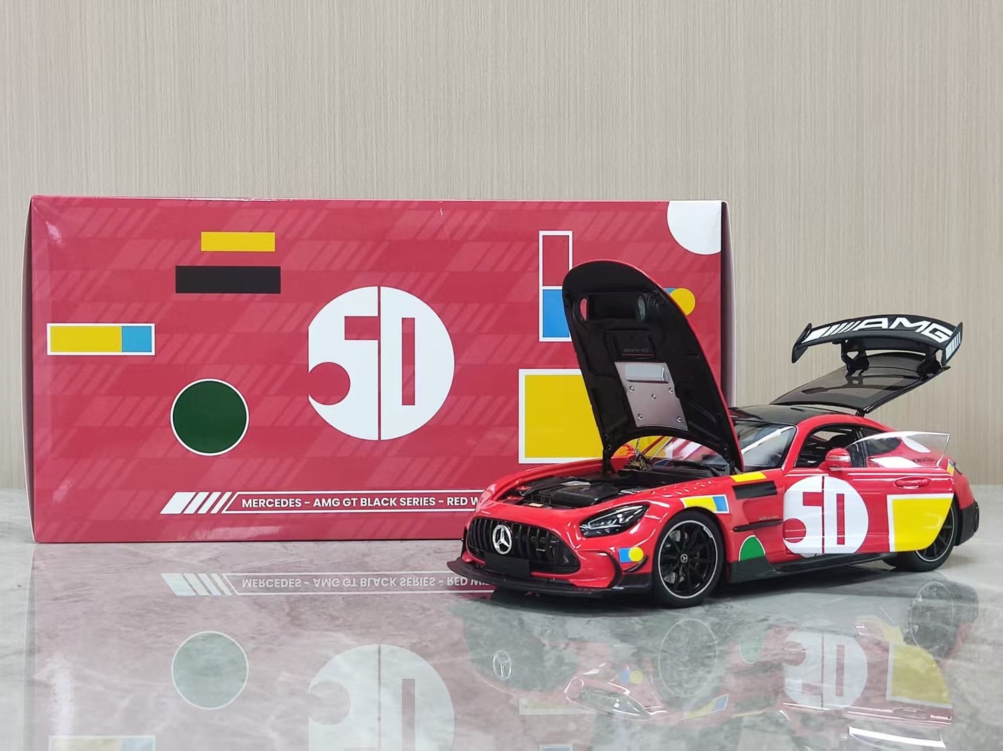 MINICHAMPS 1:18 Mercedes-AMG GT Black Series – Red with Livery (113032028)