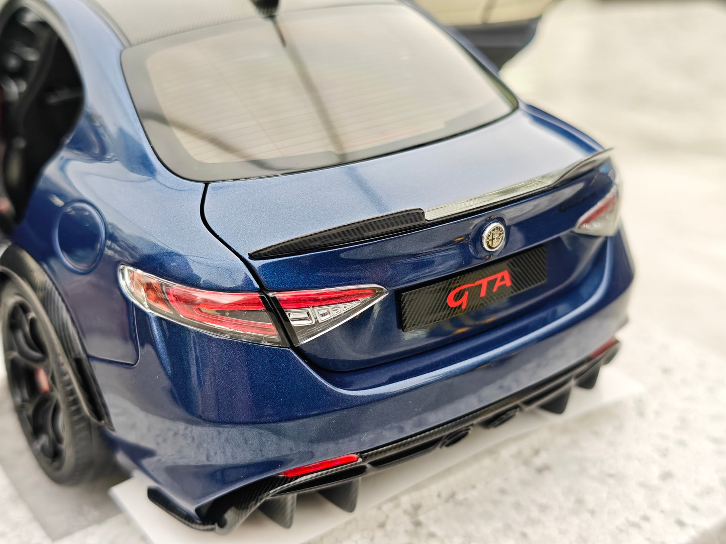 MOTORHELIX 1/18 Alfa Romeo Giulia GTA Monte Carlo Blue MH329