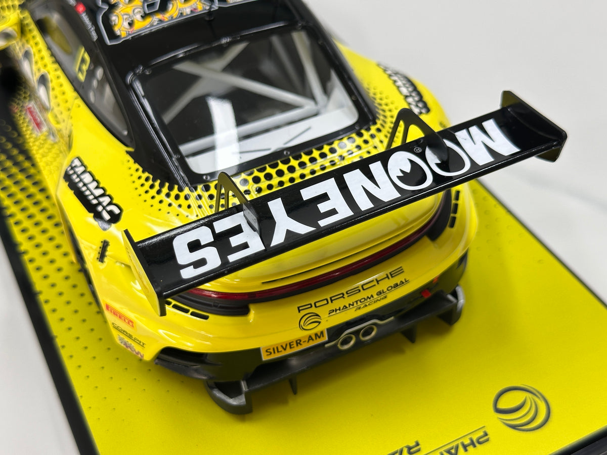TARmac Works 1/18 Porsche 911 GT3 R – GT World Challenge Asia – Black/Yellow Livery – T18-008-25FUJ13