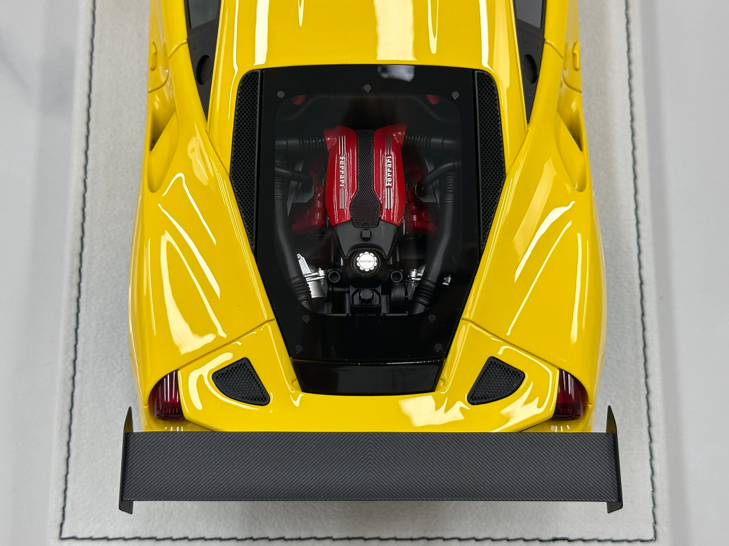 GH MODEL 1/18 Ferrari 488 Challenge Evo Standard Yellow GH020