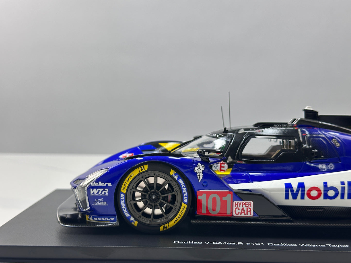 Topspeed 1/18 Cadillac V-Series.R #101 Cadillac Wayne Taylor Racing – Blue Livery (TS0643)