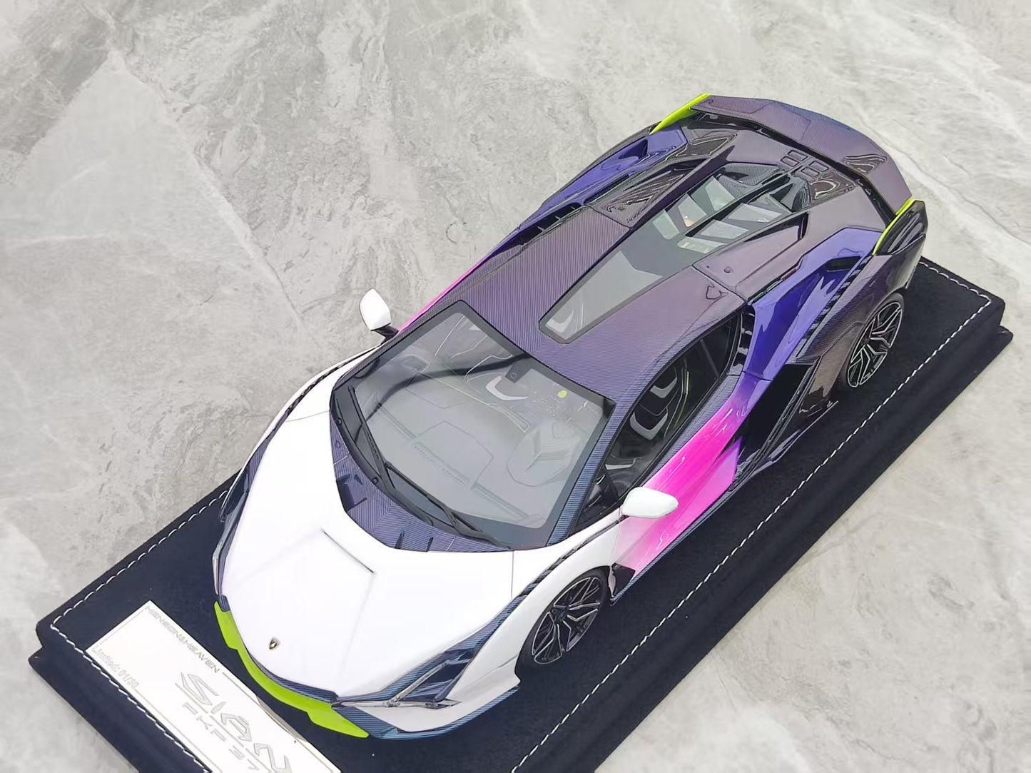 HH Model 1/18 Lamborghini Sian FKP 37 White Purple Gradient HH496