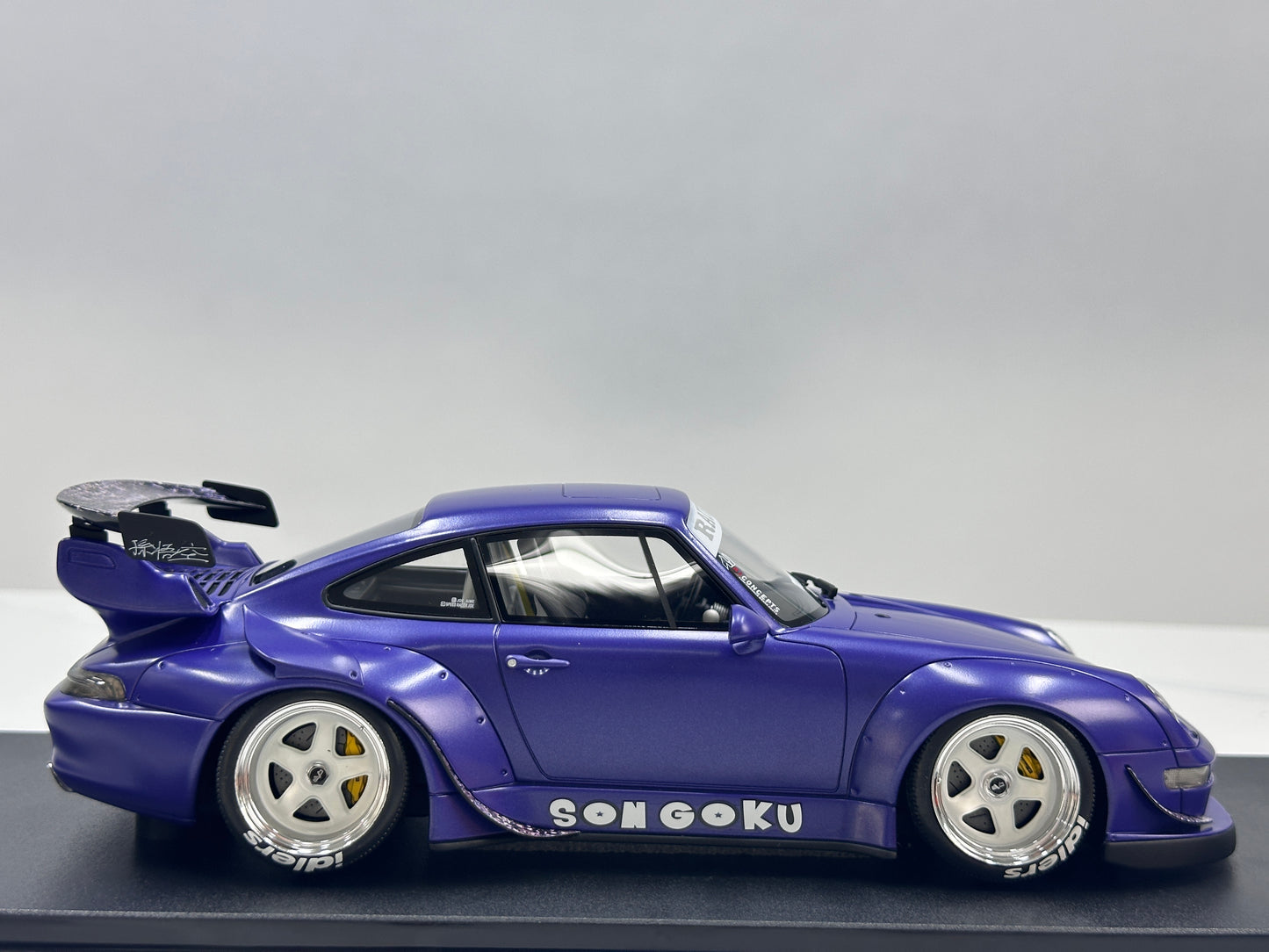GT Spirit 1/18 Porsche RWB "Son Goku" Purple GT571