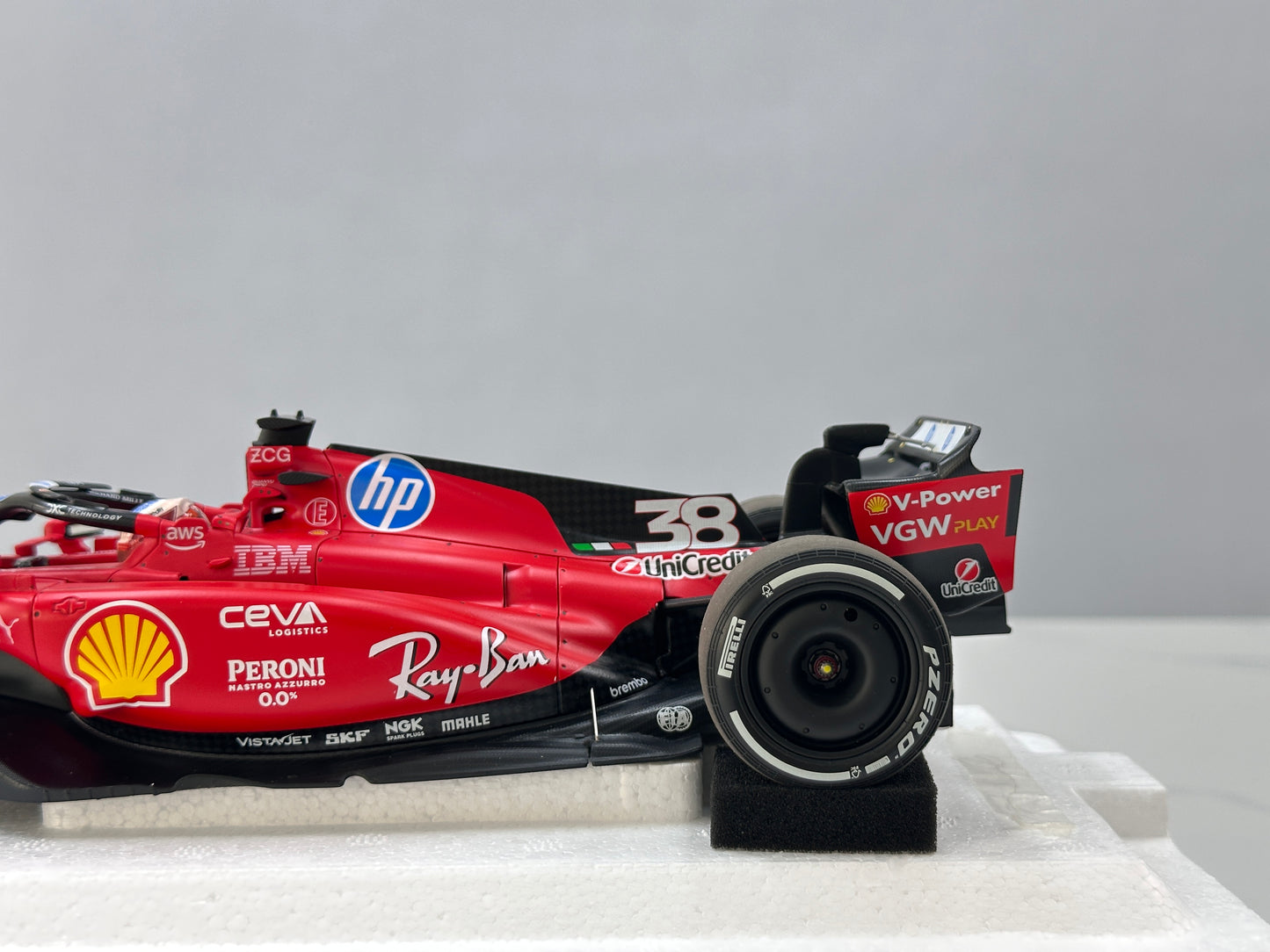 BBR 1/18 Ferrari SF-23 #38 Zhou Guanyu Red BBR2318T38