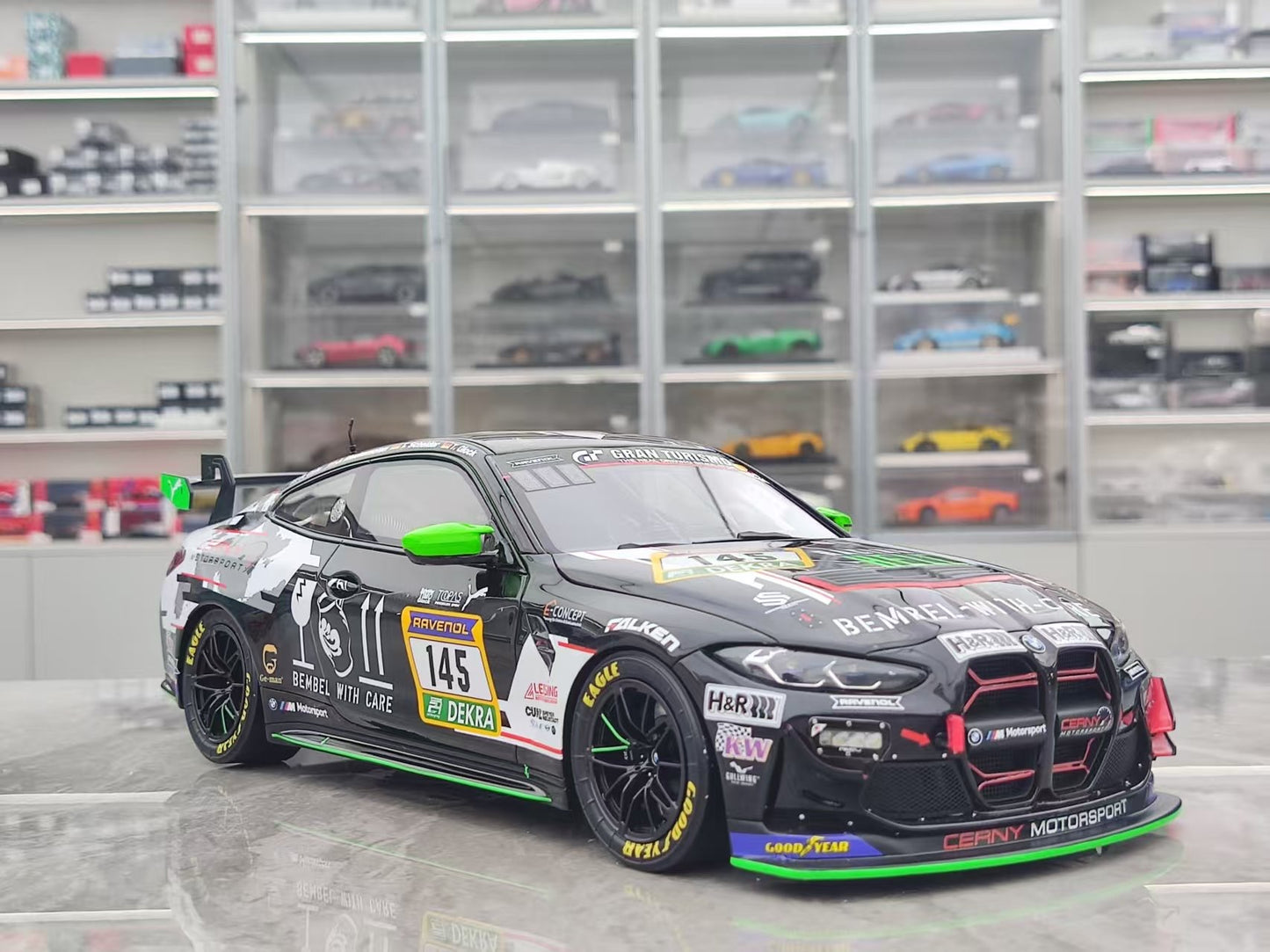 OTTO 1/18 BMW M4 GT4 Black OT1172