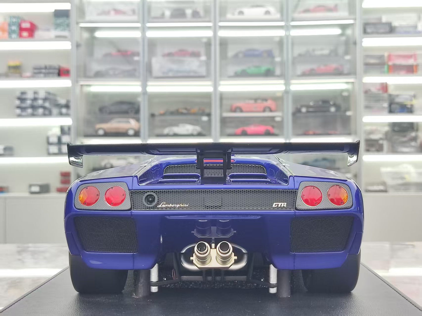 GL 1/12 Lamborghini Diablo GTR Blue JS-GL005