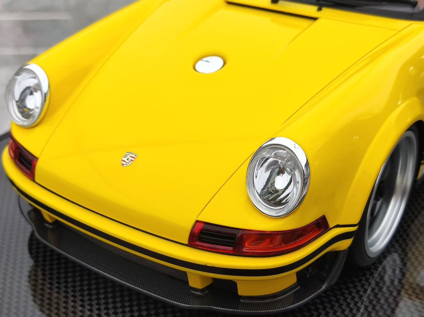 IVY 1/12 Porsche Singer DLS Yellow SM-IVY003