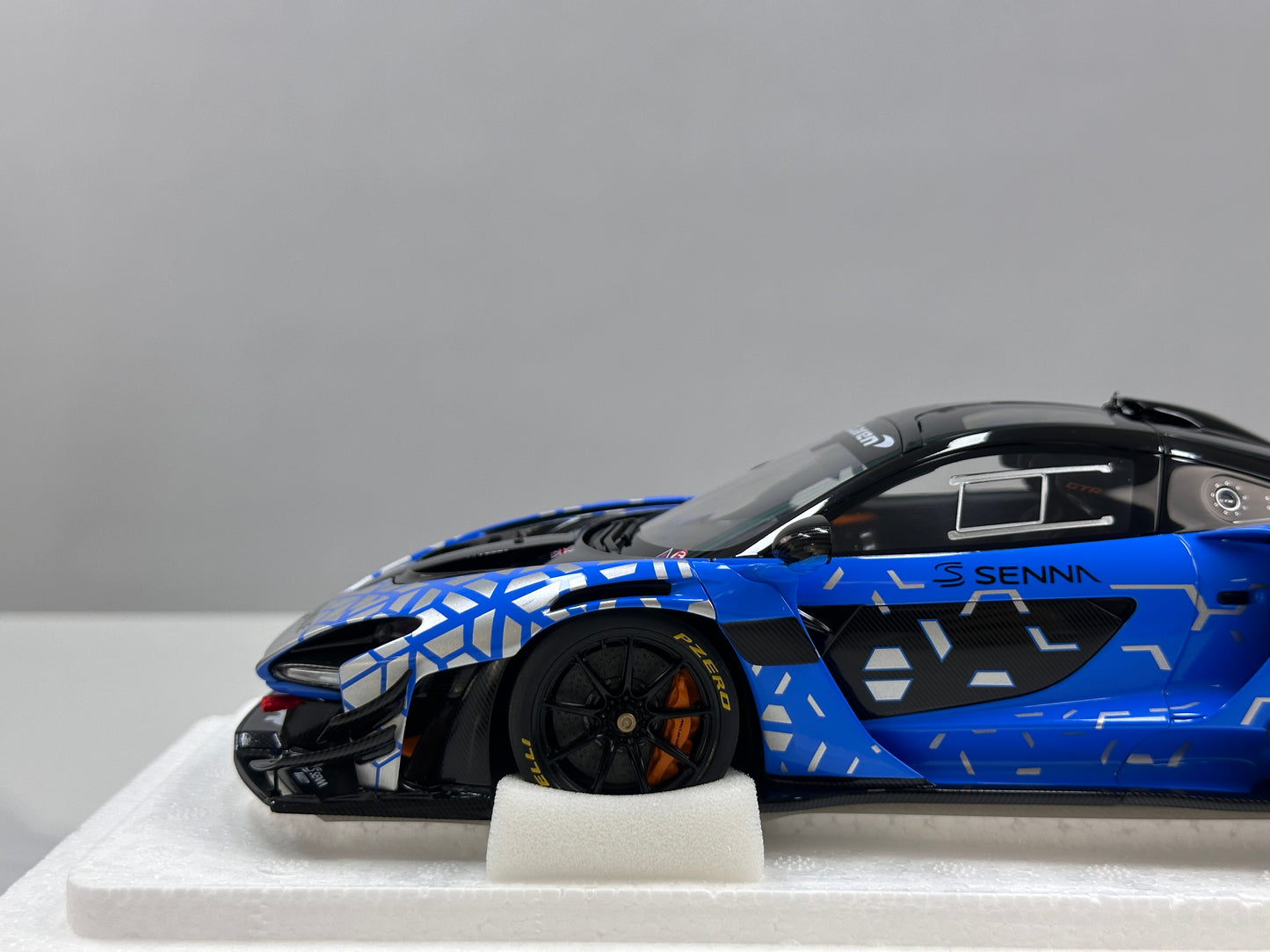 AUTOart 1/18 McLaren Senna GTR Blue #12 81955