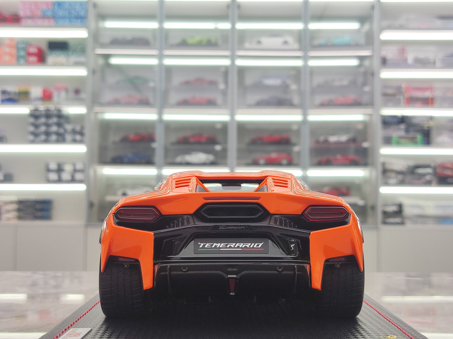 MR 1/18 Lamborghini New Huracan Temerario Progreso Orange Simulation Model Car LAMBO062C