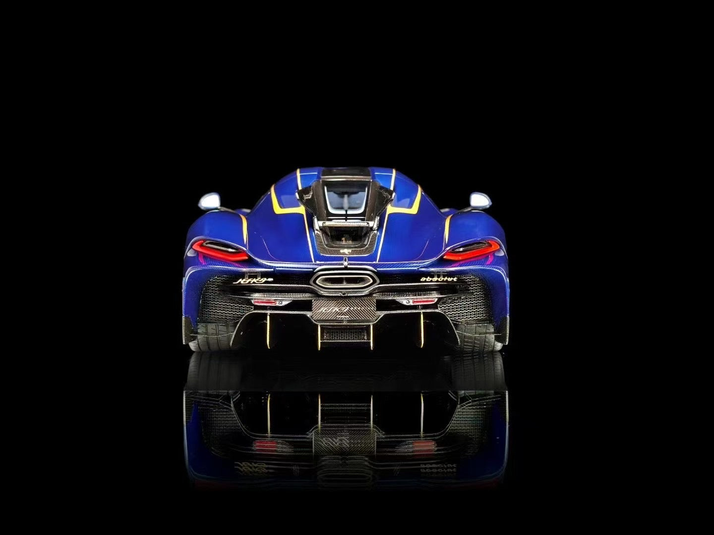 Frontiart 1/18 Koenigsegg Jesko Absolute Edition Carbon Dark Blue