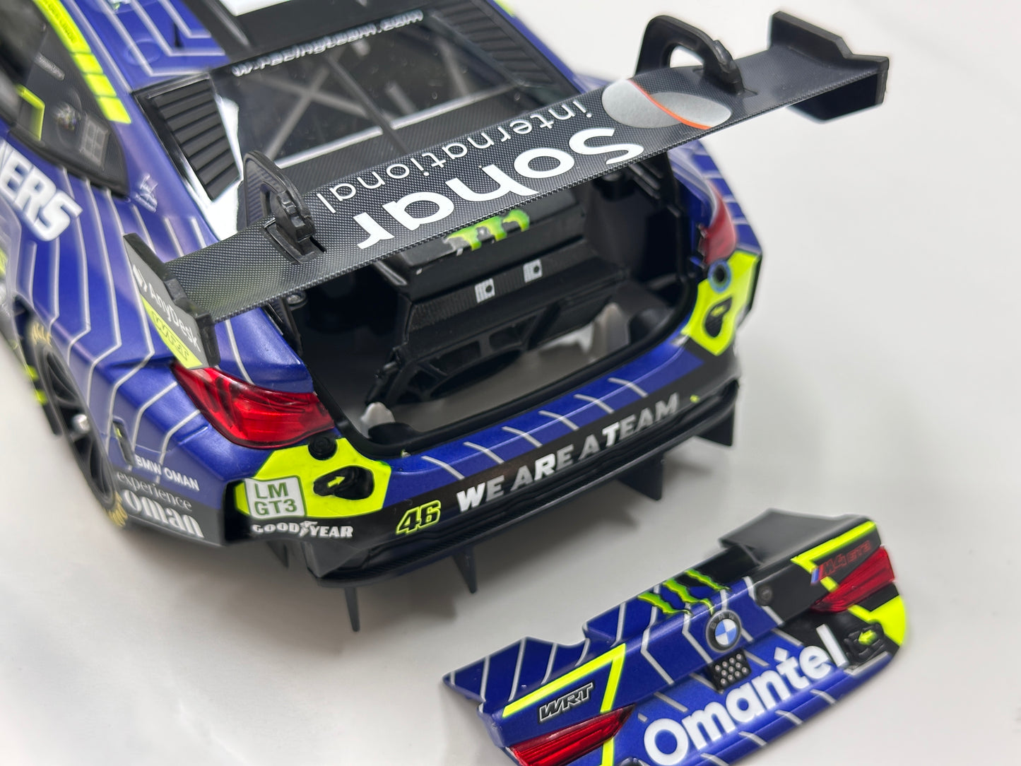 MINICHAMPS 1/18 BMW M4 GT3 EVO – TEAM WRT – 6H IMOLA 2025 Blue Livery 110252246