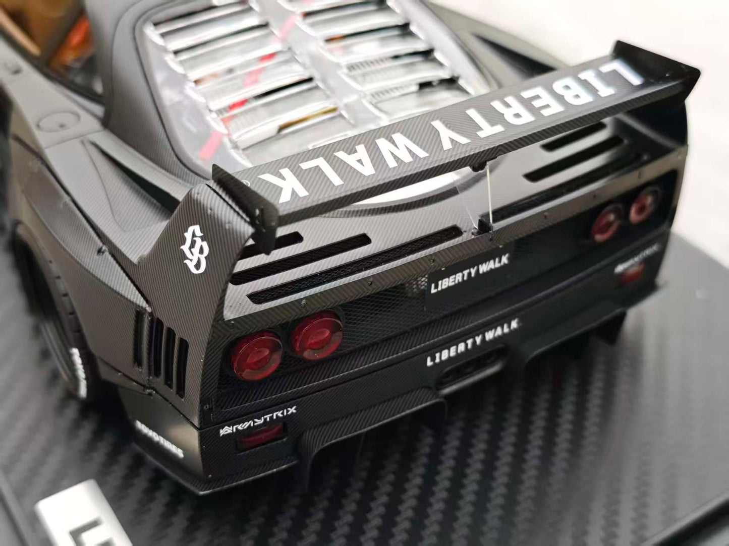 IG 1/18 Ferrari LB-WORKS 40 Full Carbon (IG3755 Full Carbon Fiber)