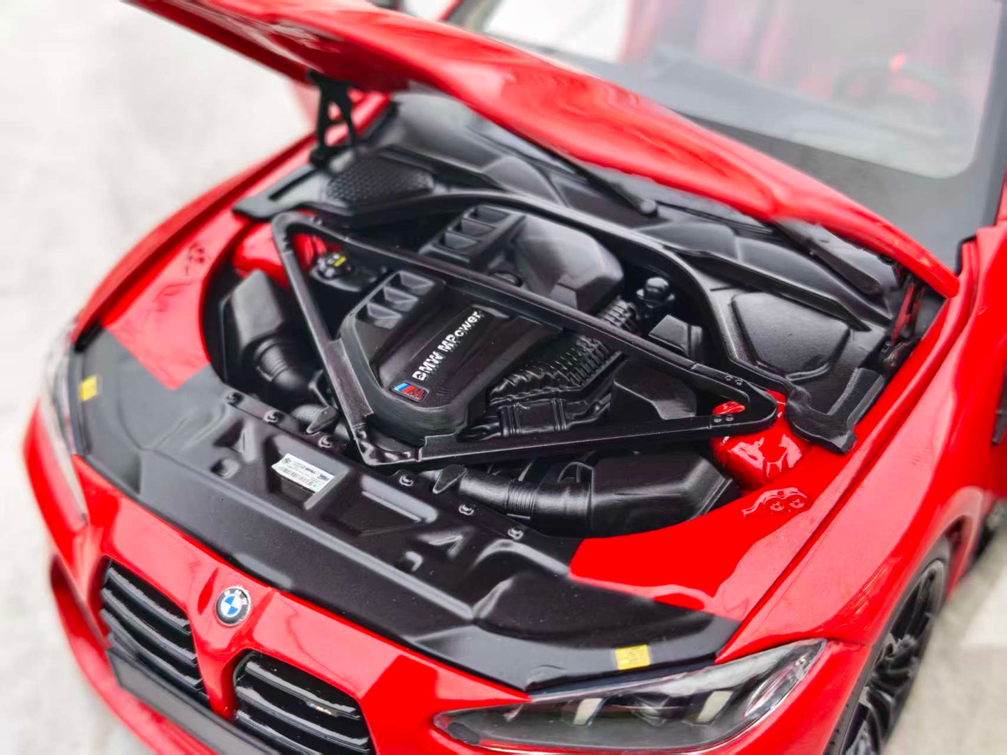 MINICHAMPS 1/18 BMW M4 Red 110020140