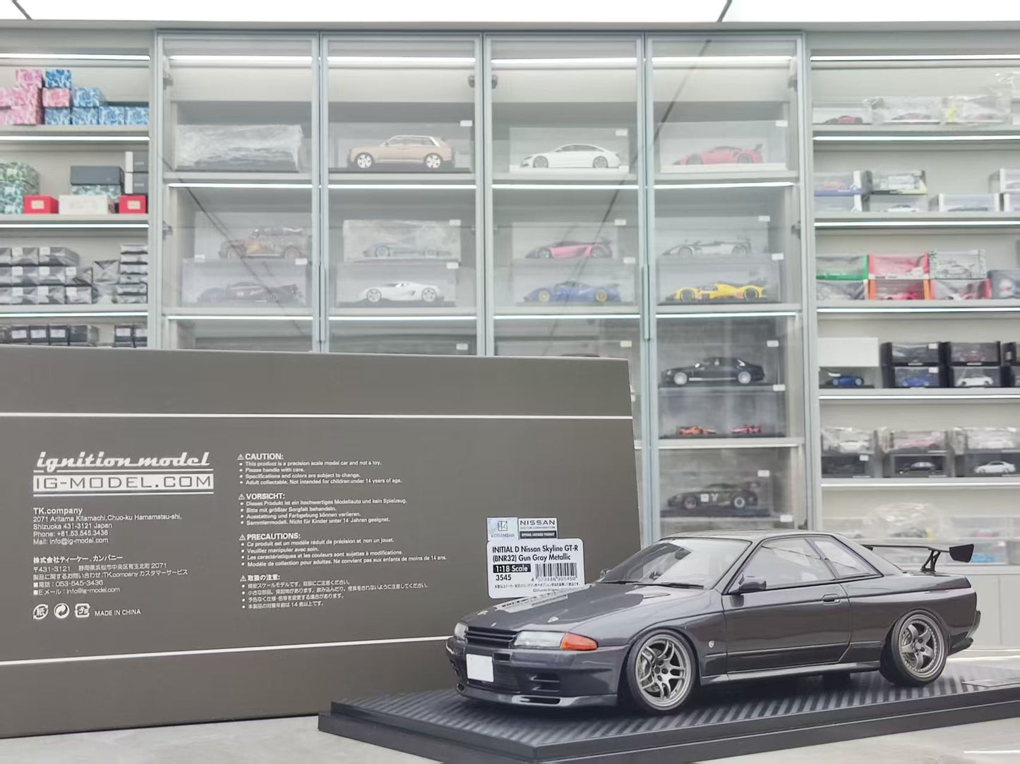 Ignition Model 1/18 Nissan Skyline GT-R (BNR32) Metallic Gunmetal Grey IG3545
