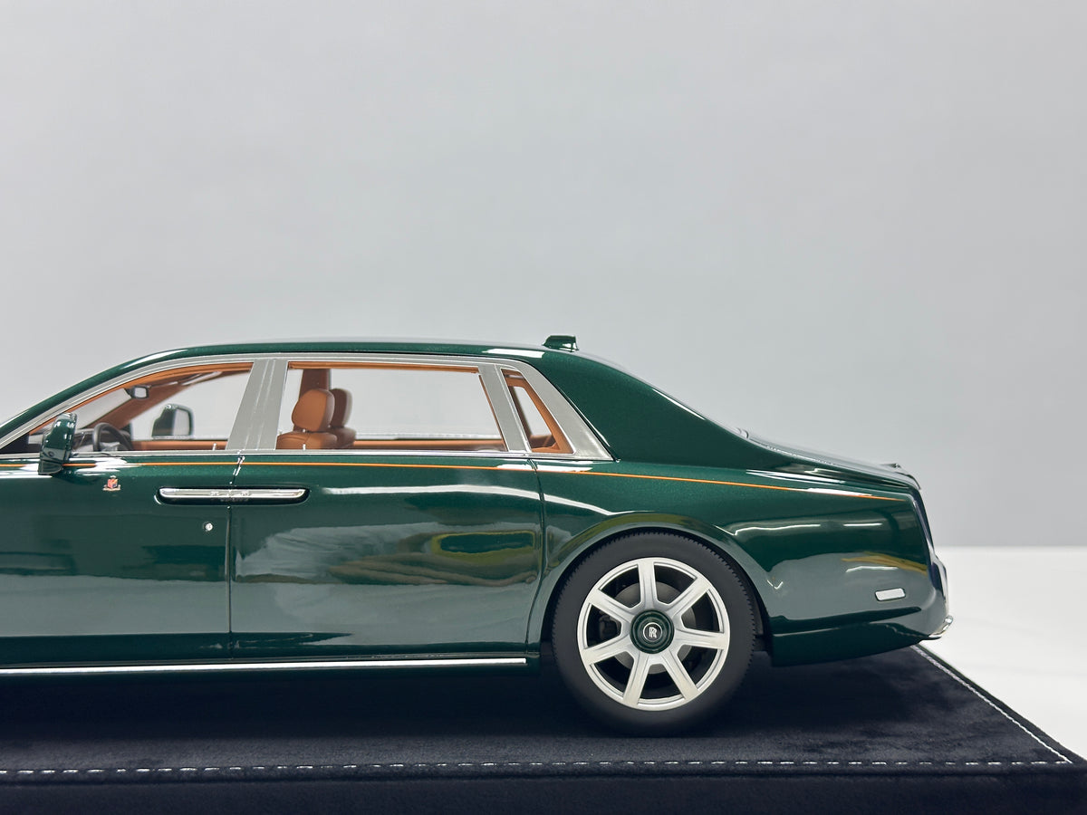 HH Model 1/18 Rolls-Royce Phantom Series II – Peninsula Green (HH734)