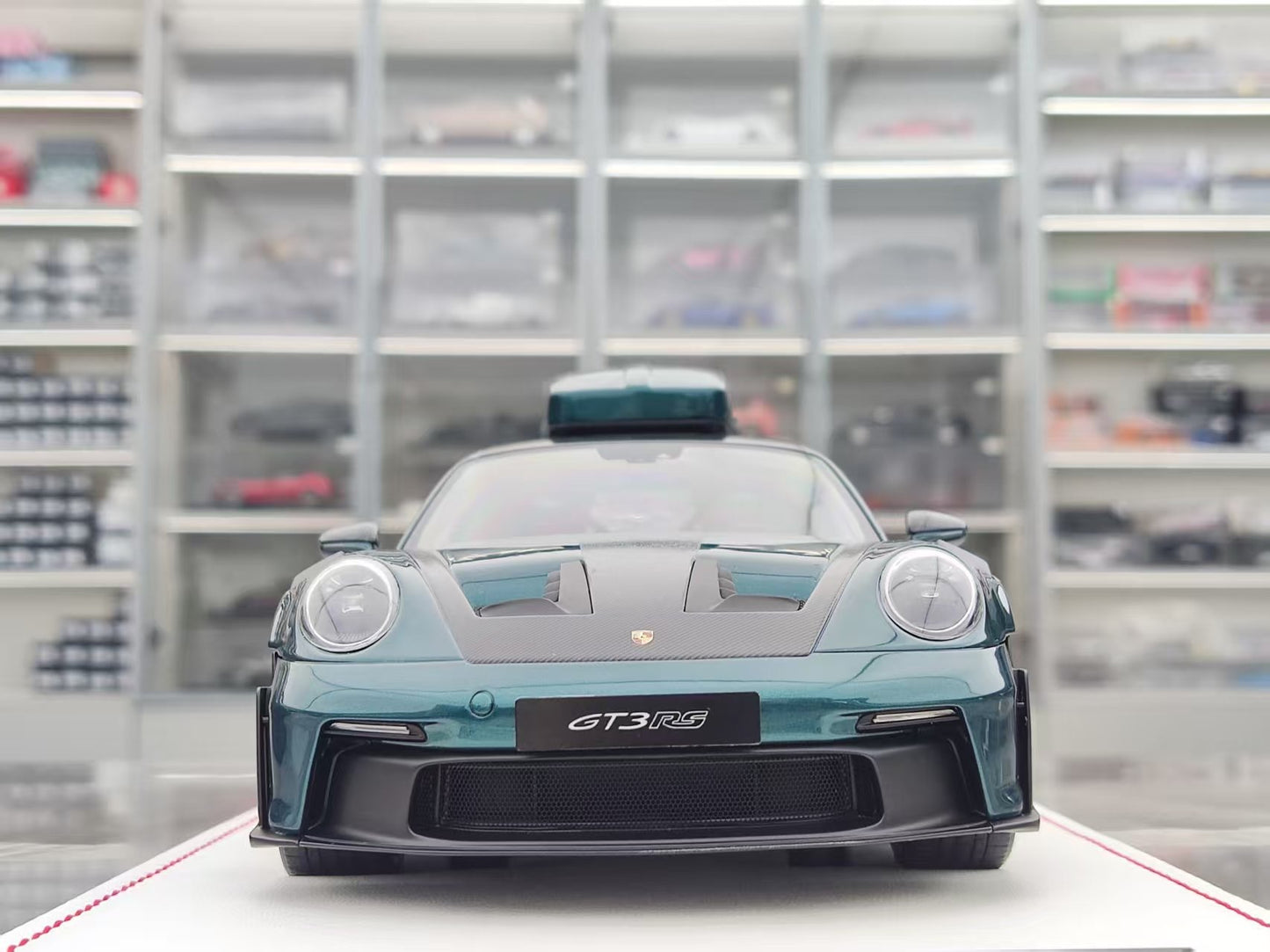 IVY 1/18 Porsche 992 GT3 RS PTS Green/Orange Decals IM1837POB