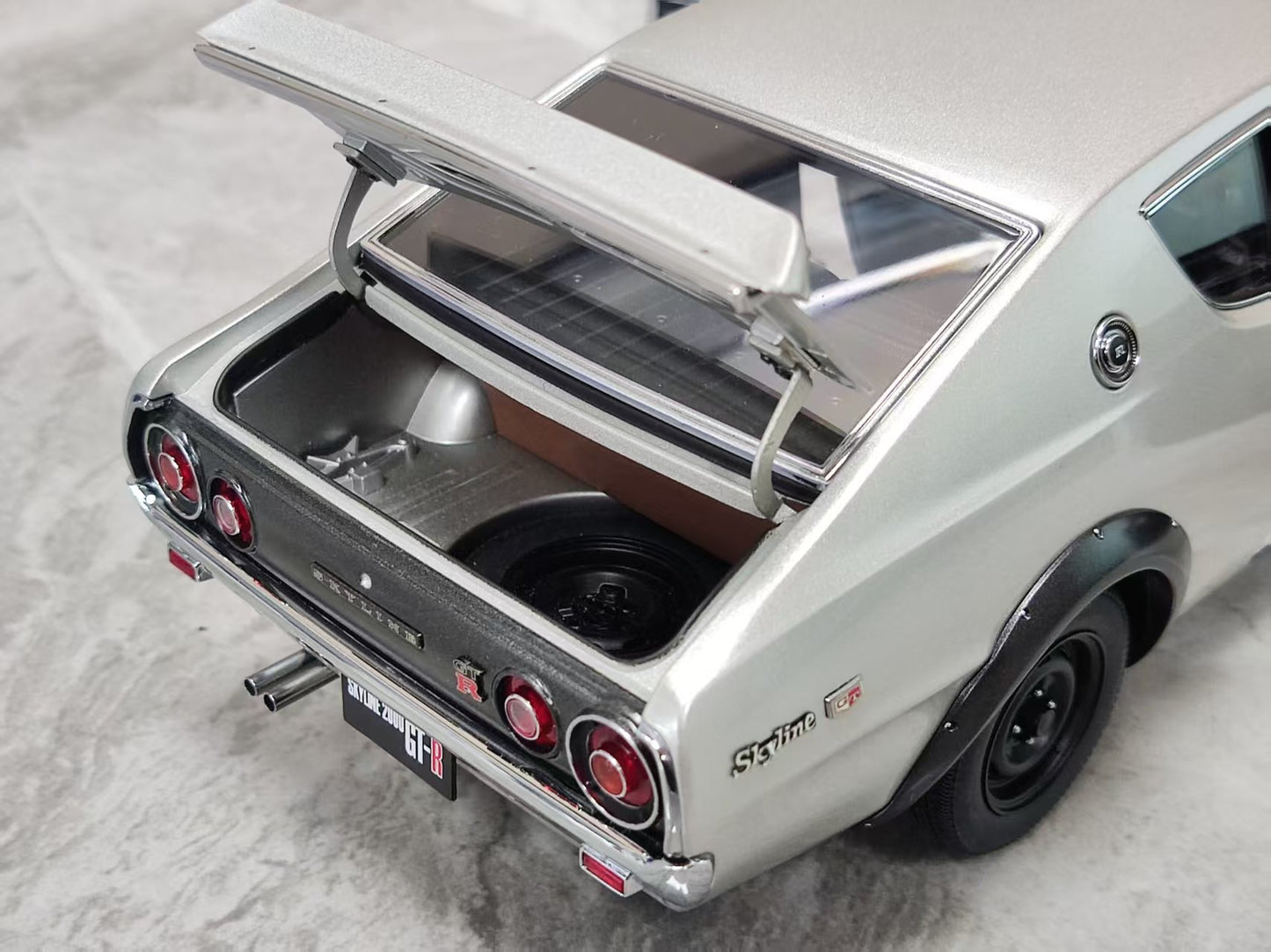 AUTOart 1:18 Nissan GT-R KPGC110 Silver AA223