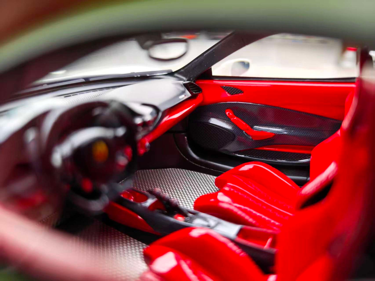 GH MODEL 1/18 Ferrari Novitec 488pista Glowing Green GH008