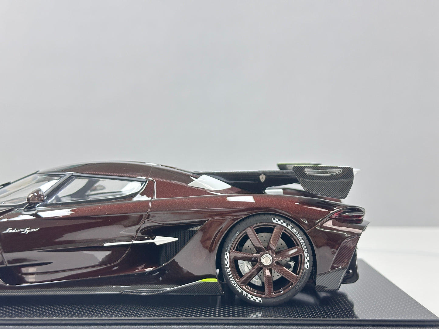 FRONTIART 1/18 Koenigsegg Jesko "Sadair's Spear" – Brown (FA198)