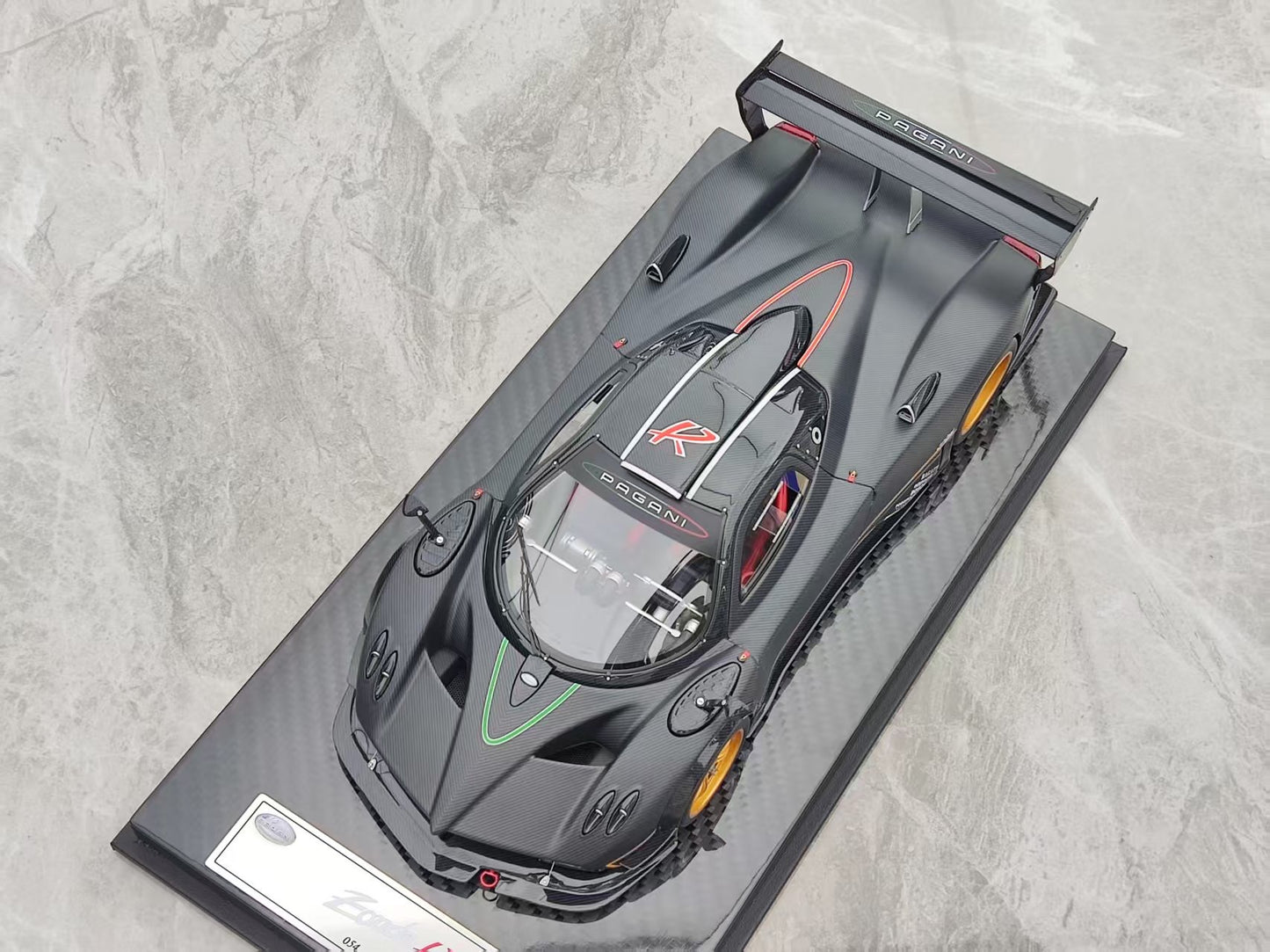 KASH MODEL 1/18 Pagani ZONDA R Matte Carbon Black KPZR001