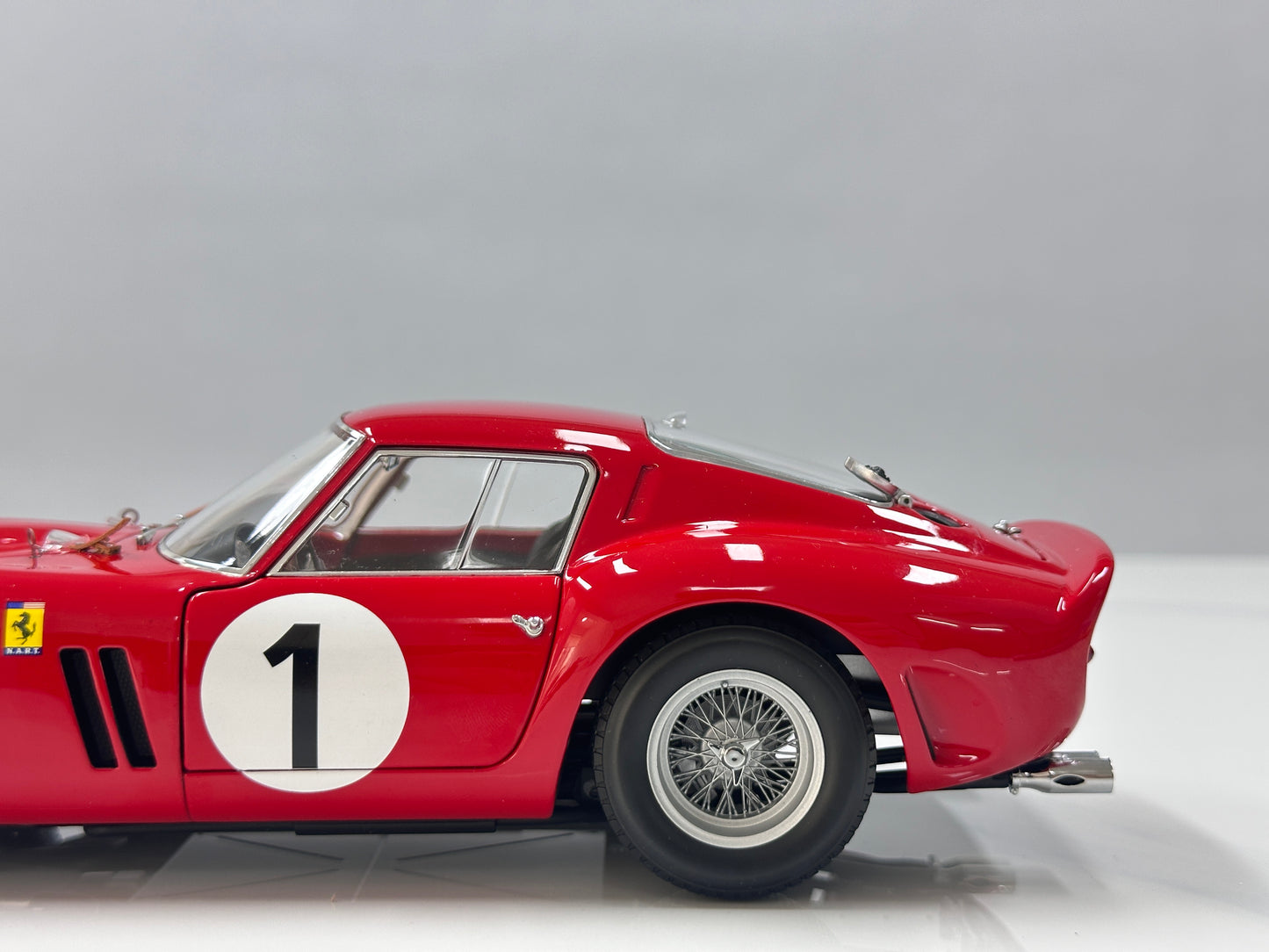 KYOSHO 1/18 Ferrari 250 GTO Red KY212