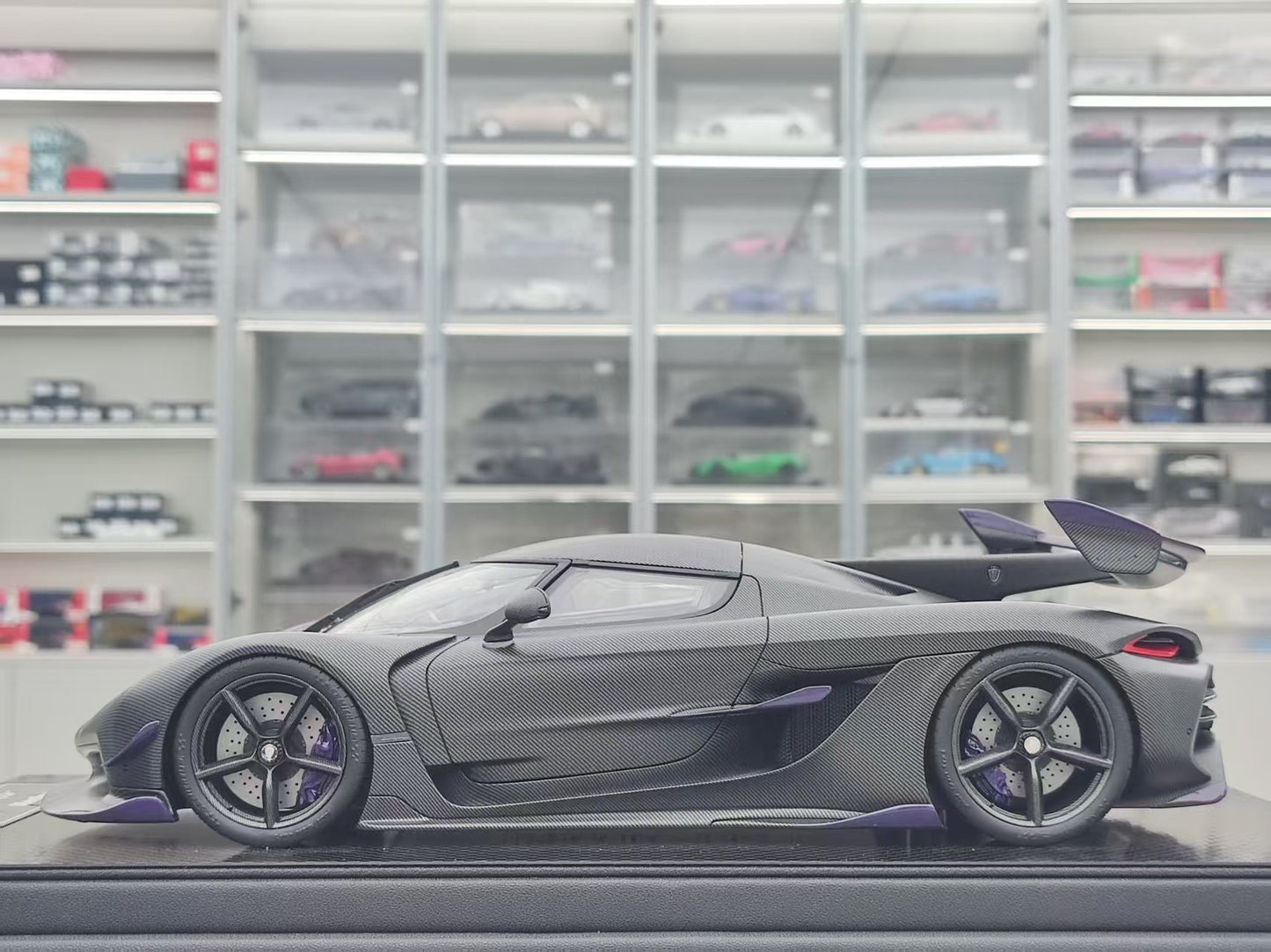 FRONTIART 1/18 Koenigsegg Jekso 7327 Full Carbon FA188