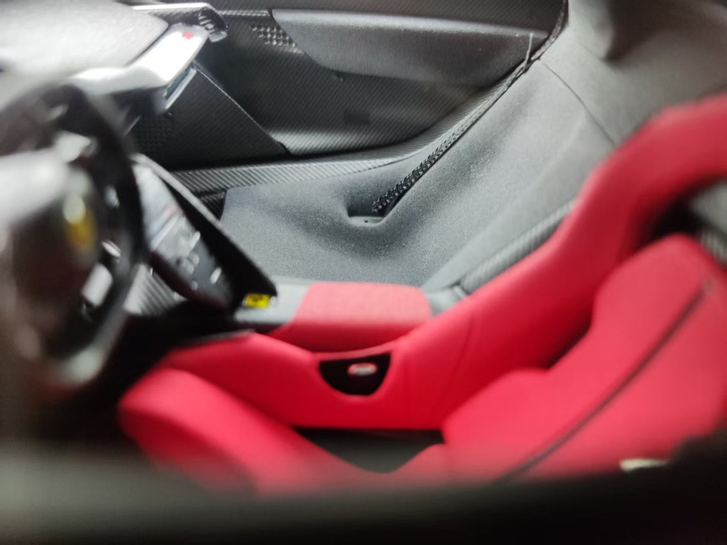 BBR 1/18 Ferrari F80 Leather Base Standard Red/Silver Carbon Fiber Wheels P18253A1