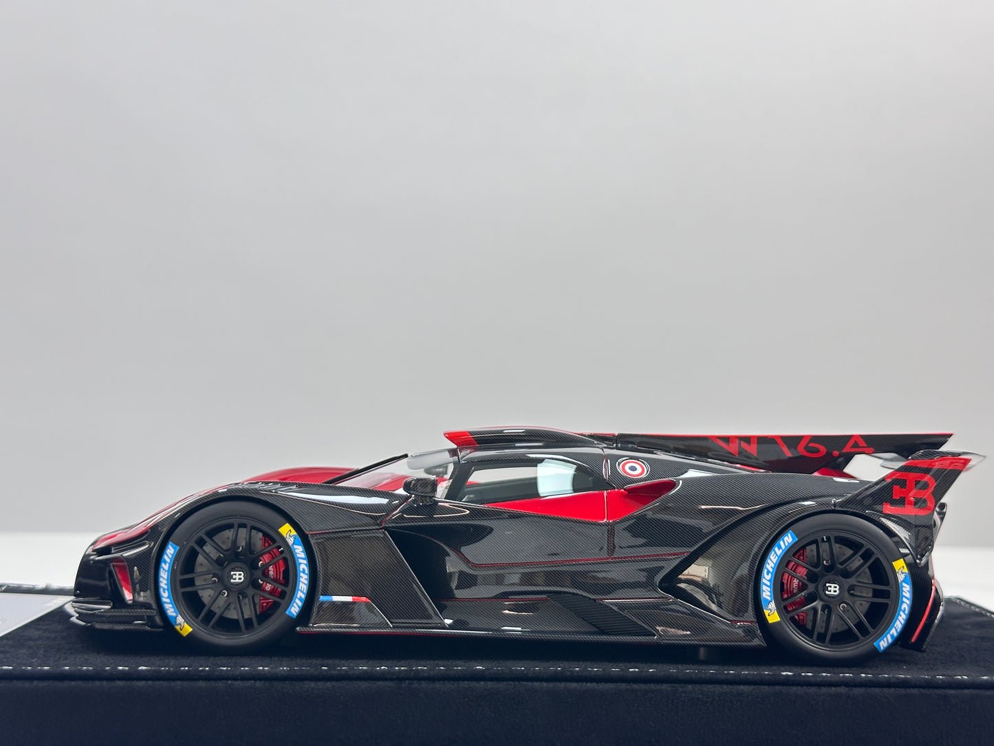 HH Model 1/18 Bugatti Bolide Metallic Red HH599