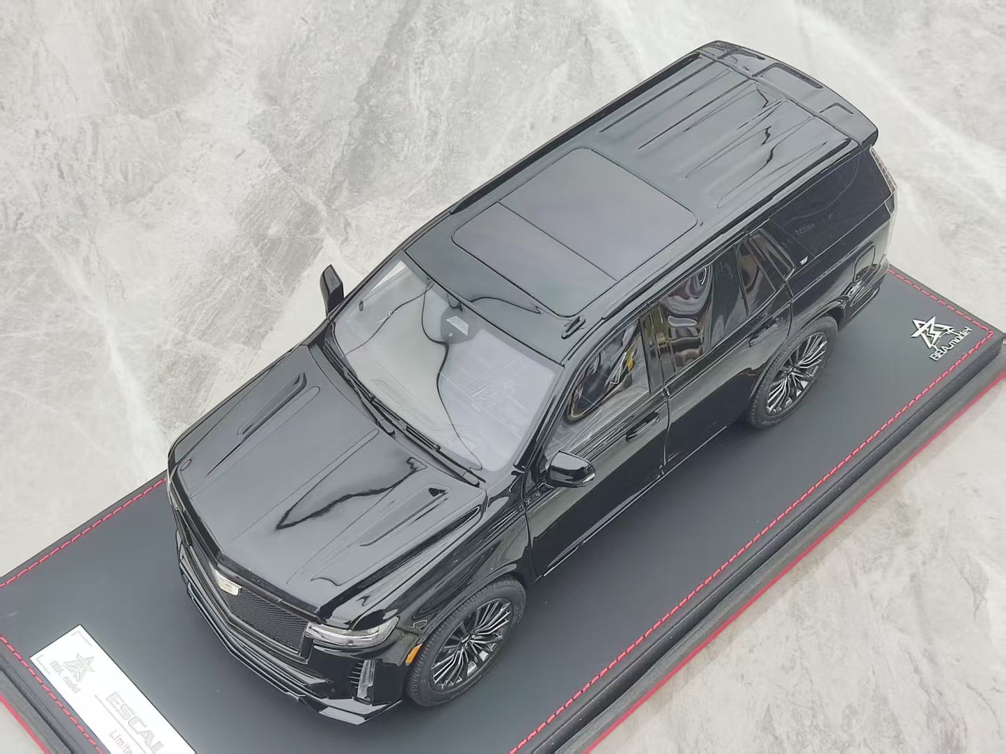 BBA MODEL 1/18 Cadillac Escalade V-Series, Gloss Black, BBA050