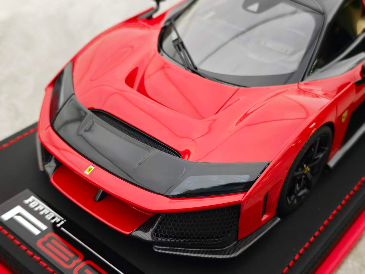 MR 1/18 Ferrari F80 Hardtop Standard Red FE045F