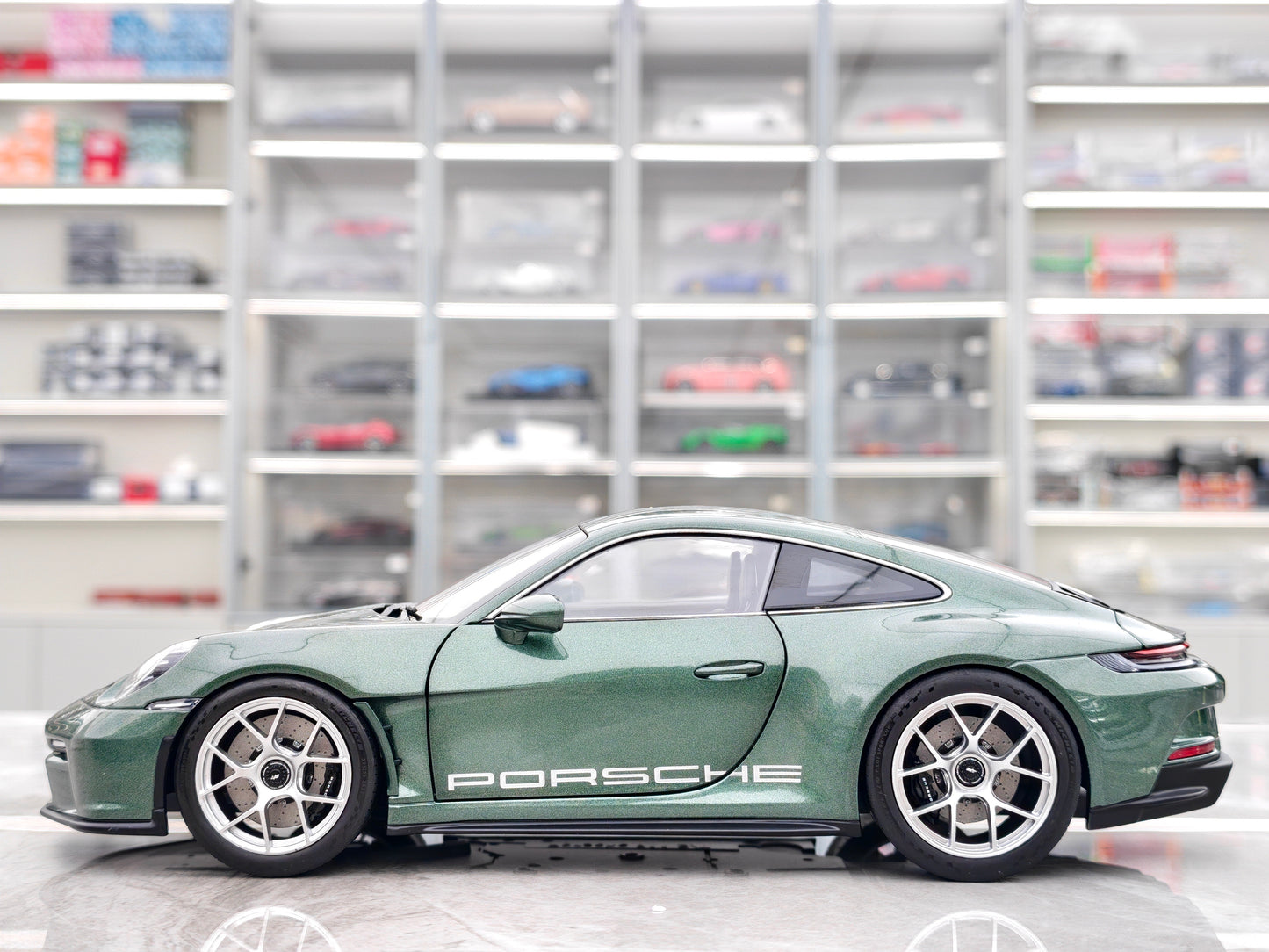 NOREV 1/18 Porsche 911ST Metallic Green 187472
