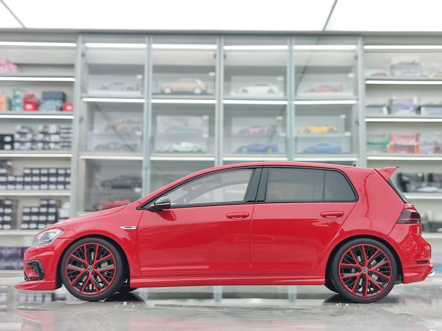 OTTO 1/18 Volkswagen Golf 7.5 Rottinger, Red OT1118