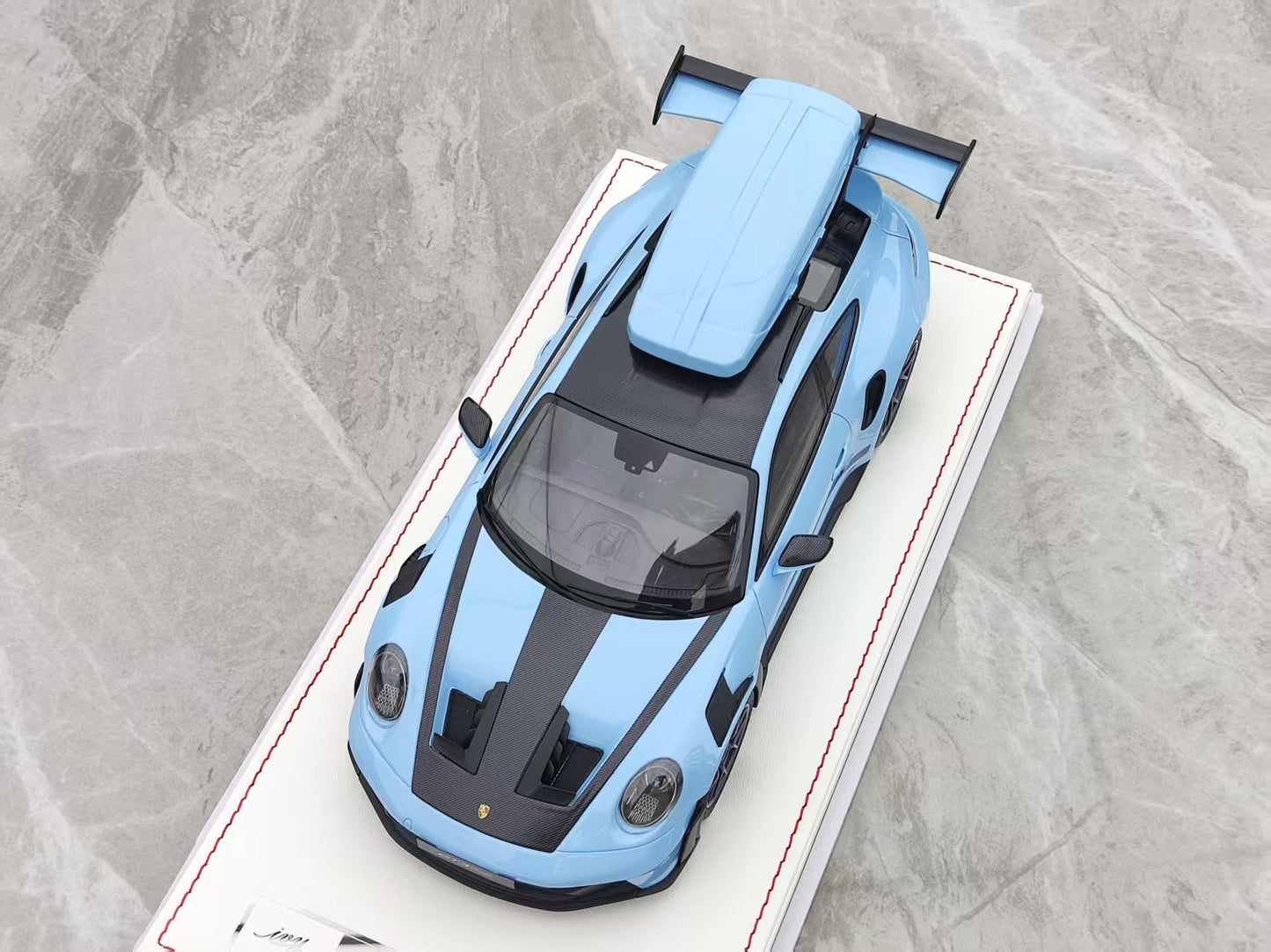 IVY 1/18 Porsche 992 GT3 RS Gulf Blue IM1837GBB