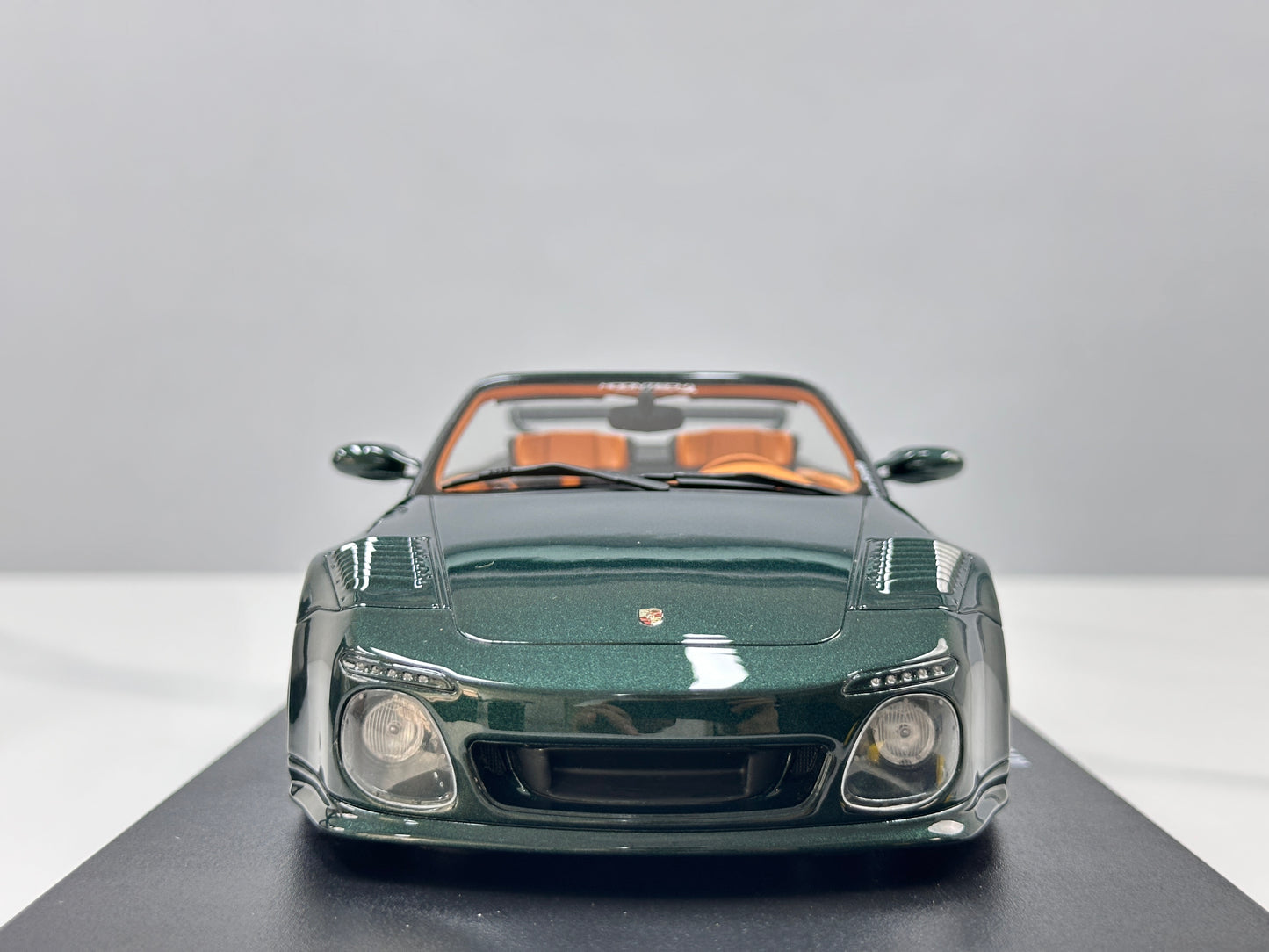 GT Spirit 1/18 Porsche Old & New Tokyo Auto Salon Green GT548