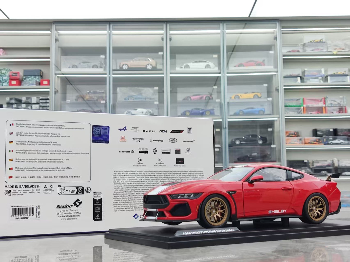 Solido 1/18 Ford Shelby Mustang Super Snake Race Red S1813801