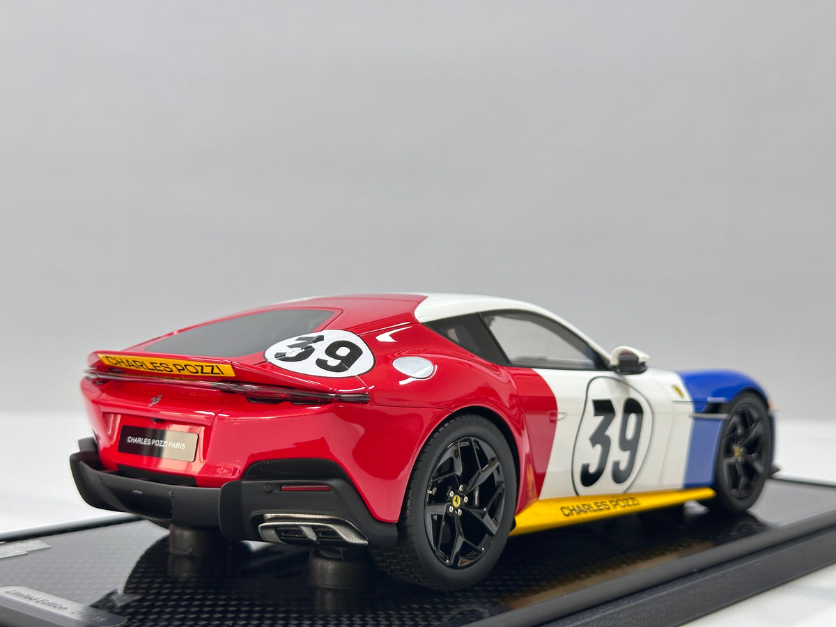 BBR 1/18 Ferrari 12Cilindri Coupé (Special Edition) with Luggage Set – Red/White/Blue – P18248LMST