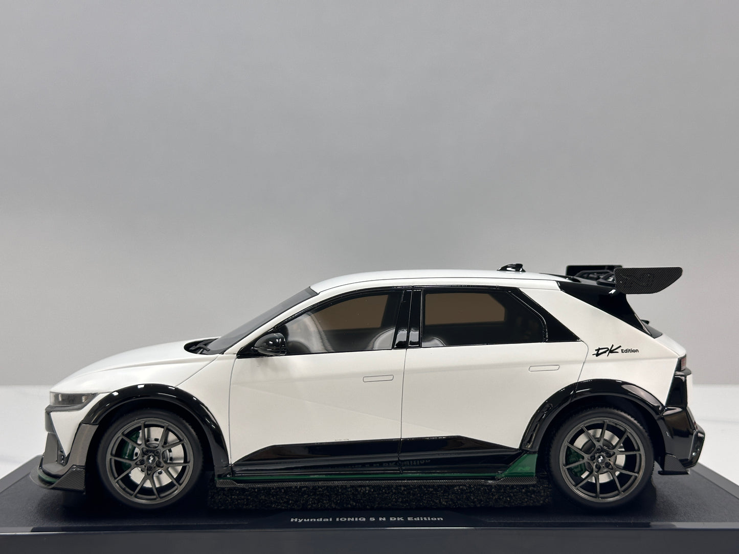OTTO 1/18 Hyundai IONIQ 5 N DK Edition Atlas Matte White OT1227