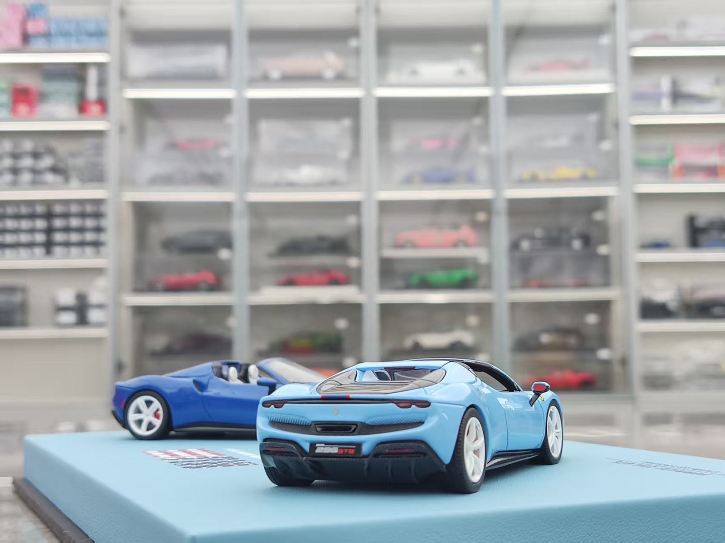 BBR 1/43 Ferrari 296 GTS Double Car Set Special Edition, Blue EMP112EX