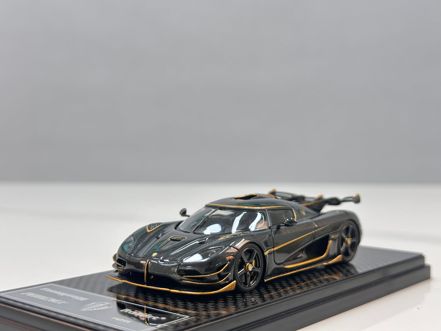 FRONTIART 1/43 Koenigsegg Agera RS Carbon Gold (FA195)