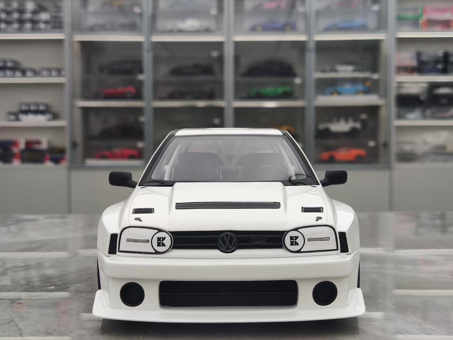 OTTO 1/18 Volkswagen Golf III Kyzyl Saleem White OT1110