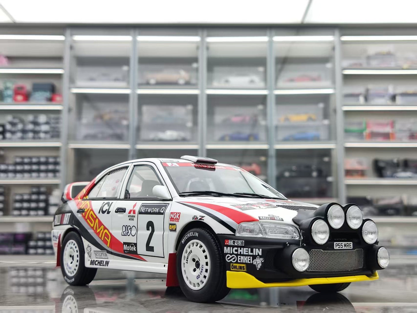 OTTO 1/18 Mitsubishi CARISMA GT GR.A R.BURNSRAC RALLY 1997 White paint OT1192
