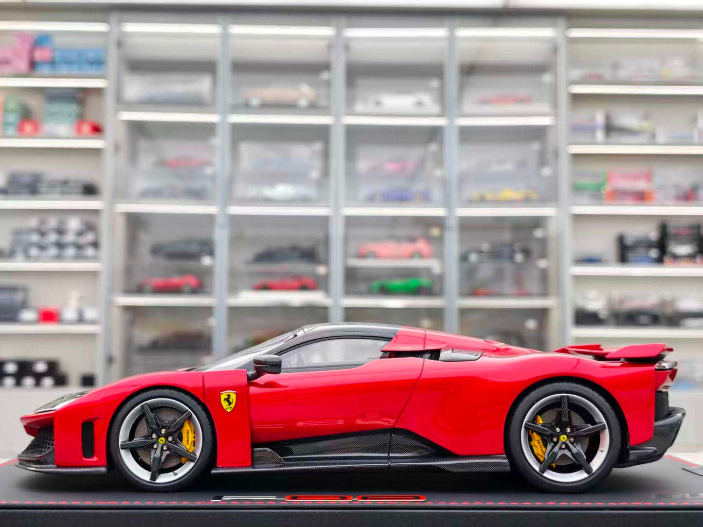 BBR 1/18 Ferrari F80 Metallic Red P18253H