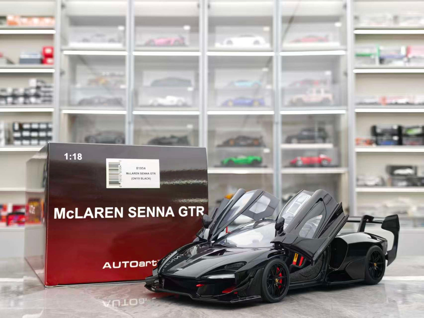 Autoart 1/18 McLaren Senna GTR Black 81954