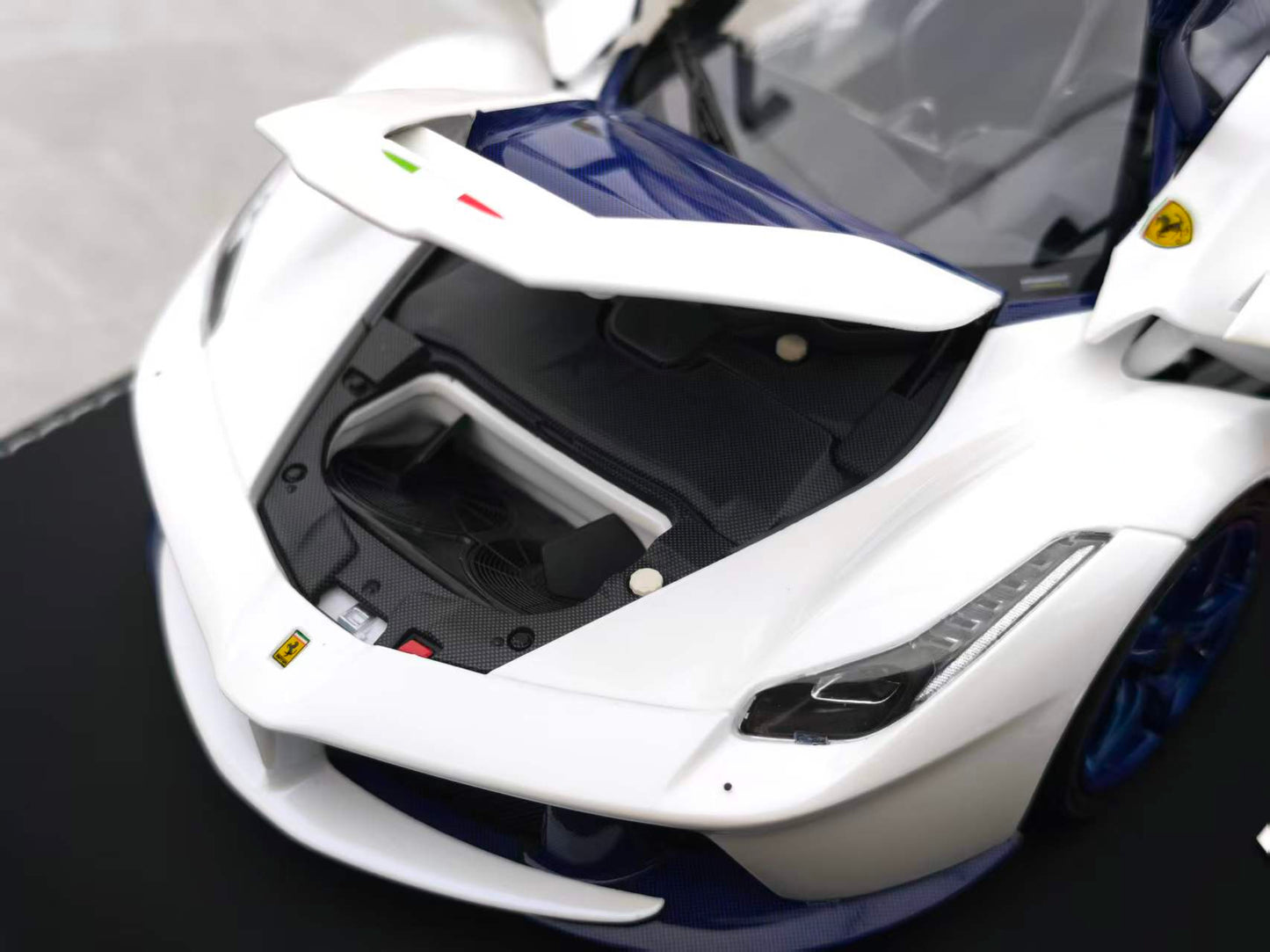BBR 1:18 Ferrari LaFerrari White BBR182238DIE